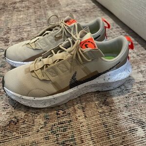 Lightly worn Nike shoes.